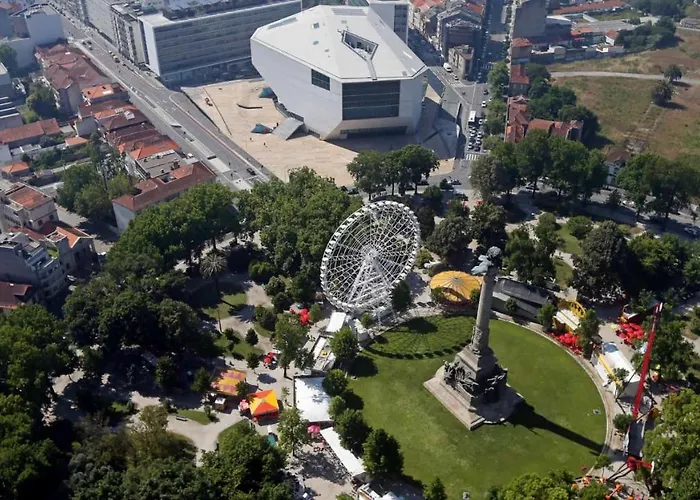 Daire Five Seven Nine *