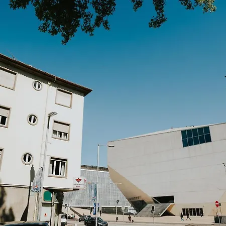 Five Seven Nine Apartment *